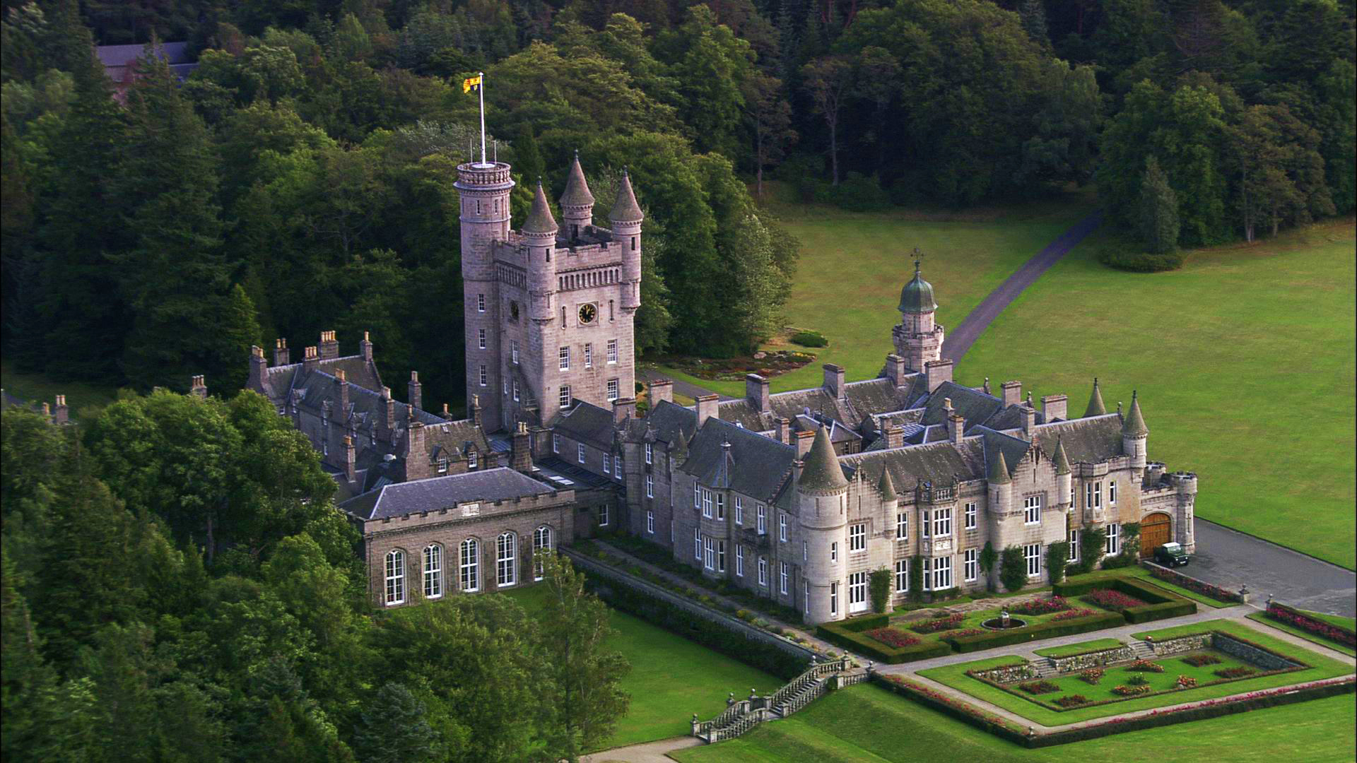 The World From Above: British Isles  - E7 - Scotland – Stirling to Cawdor Castle