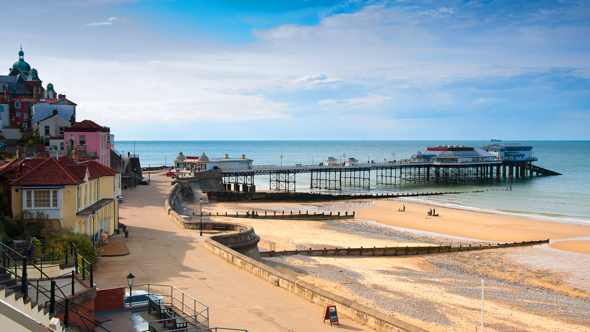 The World From Above: British Isles  - E6 - England - Cromer to Belvoir Castle