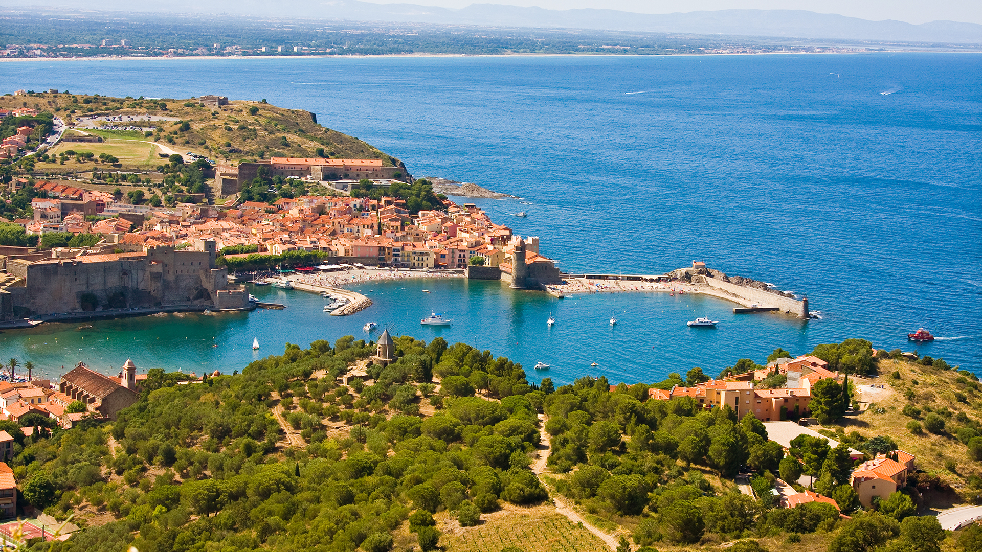 The World From Above: France  - E7 - Homps to Puy De Dome