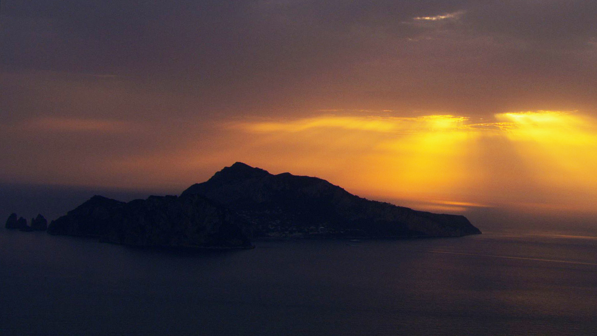 The World From Above: Italy  - E3 - Straits of Meddina to the Bay of Naples