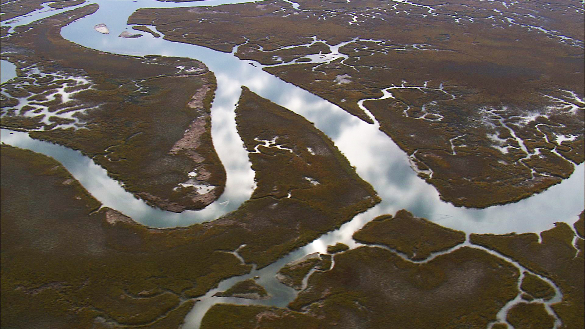 The World From Above: United States  - E8 - South Carolina – Mepkin Abbey to Hilton Head Island